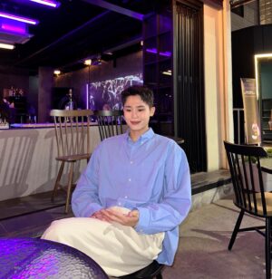 Choi Si-hun Instagram - 야장에서 맥주먹기 딱좋은 날씨