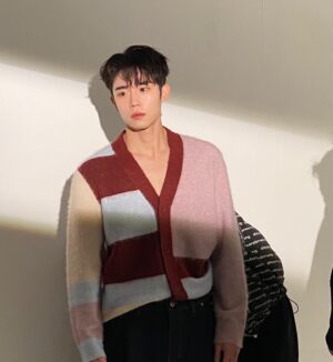 Choi Si-hun Instagram - 🧚🏻‍♂️🧚🏻‍♀️