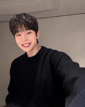 Choi Si-hun Instagram - 청담 여백 너무 맛있구요!