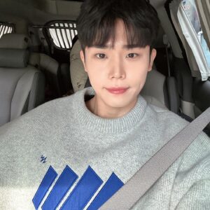Choi Si-hun Instagram - 10년만에 연기🧚‍♂️