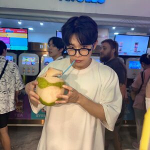 Choi Si-hun Instagram - #태국 첫방문