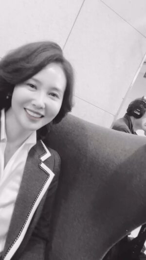 Choi Su-rin Instagram - #최수린 #의상 #미센쥬 #greysetupsuit

#choisurin #배우 #southkorea
