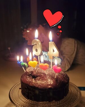 Choi Won-young Instagram - 🙏 감사합니다 .! 🎂🔆
기운받아 열심히 화이팅!!💓🙆‍♂️

#2023 #생일그램 #늘그자리에 #감사 #새해부터미리나이줄어듬🤷‍♂️ #수제케잌 #밤새만드심🤩