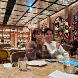 Choi Won-young Instagram - 🎂 Queen's  birthday 🎉 
늘 바쁘게 사는 심배우님 아이들 케어에  고생도 많은.. 그럼에도 불구하고  Viva la  vida ~ 🌈
생일 축하합니다 ! ^^✨️(ft: 같은 1월생 😎)