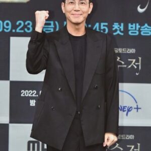 Choi Won-young Instagram - mbc드라마 '금수저' 
오늘밤! 첫방송!
9시45분!!

#금토드라마금수저 #제작발표회 #사랑과관심부탁드려용💕 🤴👑