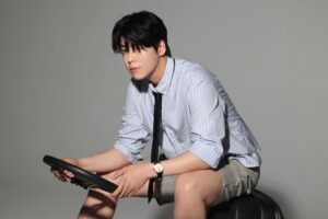 Choi Woo-sung Instagram - 😎