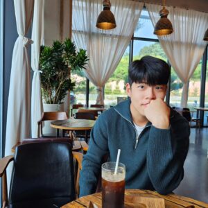 Choi Woo-sung Instagram - 👩‍👦
PHOTO by 천사MOM🧡