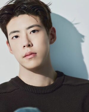Choi Woo-sung Instagram - 📸
2023 RENEW프로필🤩
@ament_official

#에이엠엔터테인먼트#2024#파이팅해야지