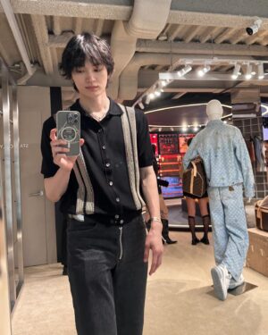 Choi Yeon-kyu Instagram - @louisvuitton
