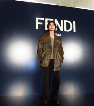 Choi Yeon-kyu Instagram - #광고 @fendi 
FENDI WINTER 23-24 COLLECTION
스테파노 필라티의 펜디 윈터 컬렉션을 10/26부터 펜디 부띠끄에서 만나보세요!
#Fendi #FendiWinter