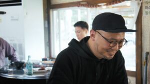Choiza Instagram - 뒷고기 먹으러 김해까지 달려간 두 돼지의 감동실화로 쫄깃하게 시작합니다. 

최자로드9

#최자로드9 #김해 #뒷고기 #맛타고라스