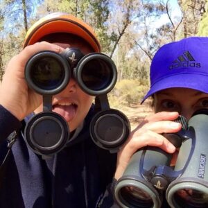 Chris Bath Instagram - It’s free, it’s fascinating & it’s a treasure hunt that’s excellent for Australia. Tell the kids it’s like Pokémon Go but with more characters. And you don’t even need binoculars.  I’m very happy to again be an ambassador for the #AussieBirdCount which begins on Oct 18.  Register via the link in my bio, & count the birds in your backyard for @birdlifeoz You’ll help out the feathered friends of #straya & you may be surprised by how much you’ll enjoy finding your inner birdnerd 💪🏻