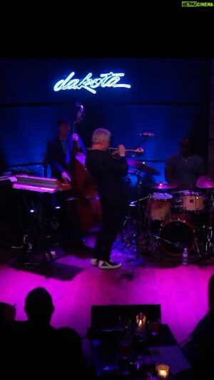 Chris Botti Instagram - Guess the standard? 🎺 It has been awesome to now have it as a part of our show. #chrisbotti