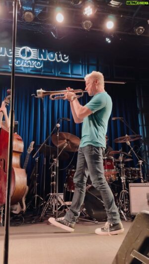 Chris Botti Instagram - Happy to be back in Japan 🇯🇵 Sketches from the rehearsal tonight at the @bluenotetokyo. We’re here all week! #chrisbotti #jazz #tokyo