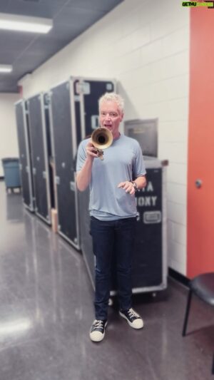 Chris Botti Instagram - Just stepped out of the rehearsal and feeling so excited for tonight’s sold-out show with @atlantasymphony. We are happy to be back. 
 #chrisbotti