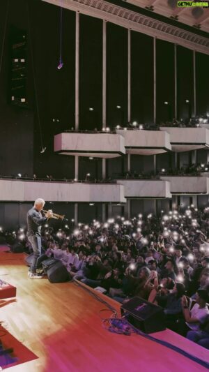 Chris Botti Instagram - Thank you, you’ve been an amazing audience. See you at the next one… #chrisbotti #cinemaparadiso #trumpet #livemusic