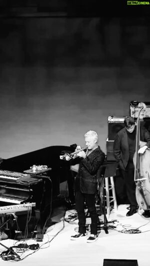 Chris Botti Instagram - The new album’s opening track, “Danny Boy” - live from a recent show in Phoenix. Thank you for all your love and support of Vol.1  #chrisbotti