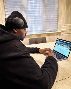Chris Boucher Instagram - When you book direct on the Travelodge by Wyndham website, you will always get the lowest price at hundreds of Travelodge by Wyndham properties across Canada. 👏🏿🇨🇦 You’ll also earn Wyndham Rewards points with every stay. Not a member? You can join for free during booking! Visit https://bit.ly/3vrvGXw to get started now!
.

#travelodgebywyndham #wyndhamrewards #basecampforadventure #travelodgecanada