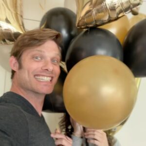 Chris Carmack Instagram - 1 Million!!!…Thank you to all the friends, family, and fans who have followed my adventures through the years.  From the OC, to Nashville, to Grey’s Anatomy, and the silly antics with my wife @erinslaver and family, 99.9% of our interactions on this platform have been positive and fun!  We are blessed and grateful to have such wonderful people following along.
We appreciate the time you take to watch and interact with us as we grow our social media and attempt to do what we love… entertain (ourselves and others). ❤️
