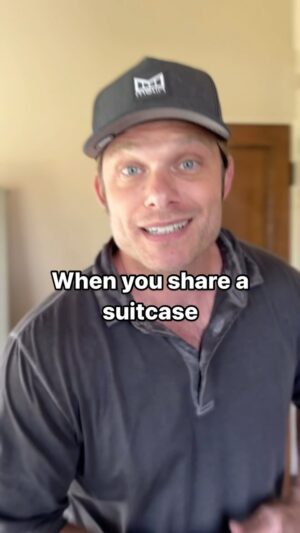 Chris Carmack Instagram - Legend has it he’s still going through airport security…
@erinslaver