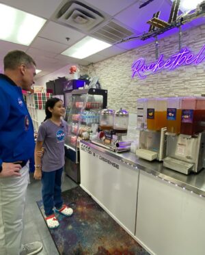 Chris Cassidy Instagram - Today I met an amazing 12 year old entrepreneur, Olivia Huynh, the owner of @therocketbelly rocketbelly in Arlington, TX.  With her passion for stars and planets, she and her family opened a space-themed cafe featuring a menu of self-serve bubble teas, out-of-this-world chicken, and homemade baked goods. This talented, bright, insightful, and fearless young lady inspires all who meet her.  Great job, Olivia!