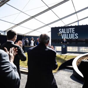 Chris Cassidy Instagram - Yesterday I had a front row seat at the @mohmuseum #groundbreaking ceremony where I sat amongst some incredible leaders, was moved by powerful performances, and witnessed 15 of our nation’s 66 living #MedalofHonor recipients break ground on the Museum that will share their #storiesofvalor. It has taken a village to get to this moment and it will take a village to get us to doors opening. This is just the beginning - let’s get to work! #jointhemission