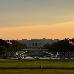 Chris Cassidy Instagram - Beautiful evening in Washington, DC!
#washingtondc #lincolnmemorial #washingtonmonument