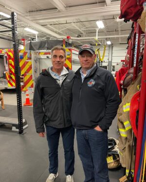 Chris Cassidy Instagram - So great to see my high school classmate, now #firechief in #ogunquitmaine  #thankyou Russ for organizing the trip and for the event at the @leavittheatre