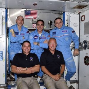 Chris Cassidy Instagram - What a huge honor for my good friends and former @iss crew mates, @astro.behnken and @astro.doug to receive the #spacemedalofhonor from @kamalaharris !! Congrats Bob and Doug, very well deserved for your trailblazing flight which opened up #lowearthorbit to #commercialspace  #proud to be your crewmate!
 #congressionalspacemedalofhonor @nasa @nasaastronauts
