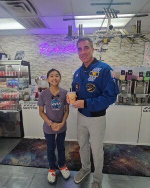 Chris Cassidy Instagram - Today I met an amazing 12 year old entrepreneur, Olivia Huynh, the owner of @therocketbelly rocketbelly in Arlington, TX.  With her passion for stars and planets, she and her family opened a space-themed cafe featuring a menu of self-serve bubble teas, out-of-this-world chicken, and homemade baked goods. This talented, bright, insightful, and fearless young lady inspires all who meet her.  Great job, Olivia!