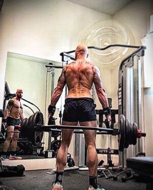 Chris Daughtry Instagram - Being “DICIPLINED” isn’t synonymous with being “MOTIVATED”. 

I’m rarely ever motivated to do this. 
As a matter of fact, some days it’s downright miserable!!!
If I waited for “motivation” I would NEVER see real tangible results. Period.
So it’s the “DISCIPLINE” that allows me to show up. 
To do the work. 
Even when it’s hard AS FUCK!!
Especially when it’s hard AS FUCK!!

That doesn’t just apply to the gym.

That applies to ALL areas of life!

Show up.

Do the work.

Stack the good habits.

Every day.

One day at a time.

Get the results you want and deserve!!!
Happy Friday yall!!
#fitnessmotivation #gymlifestyle #dmoose