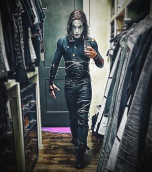 Chris Daughtry Instagram - Halloween is my favorite holiday. I love dressing up and I take it very seriously. Haha! 
This year was by far my favorite. 
Was a lot of fun trying to recreate the great incomparable @brandonlee classic look as Eric Draven from #thecrow … my favorite movie of all time. The costume and makeup were all done by me. I went for every detail… all the way down to the scar across the nose. Although in hindsight I forgot the necklace with the engagement ring. 🤦‍♂️
And @deanna.daughtry went as the actual crow… the source of all my power. Obviously. More pics from the costume party we attended last night to follow… 
#halloween #ericdraven #thecrow #jamesobarr