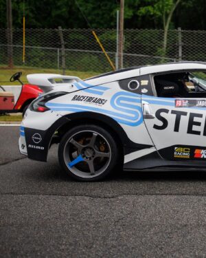 Chris Forsberg Instagram - @alexjagger227 of @forsberg.racing debuting his new PROSPEC STEEL-IT Livery @formulad using the soon to be released “Dove Gray” 🏁 at #FDATL this weekend!

#STEELIT #Coatings #FormulaD #ForsbergRacing #Drift #Drifting #Atlanta #RoadAtlanta #SendIt

Watch Live: FormulaD.com/Live