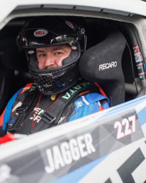 Chris Forsberg Instagram - @alexjagger227 of @forsberg.racing debuting his new PROSPEC STEEL-IT Livery @formulad using the soon to be released “Dove Gray” 🏁 at #FDATL this weekend!

#STEELIT #Coatings #FormulaD #ForsbergRacing #Drift #Drifting #Atlanta #RoadAtlanta #SendIt

Watch Live: FormulaD.com/Live
