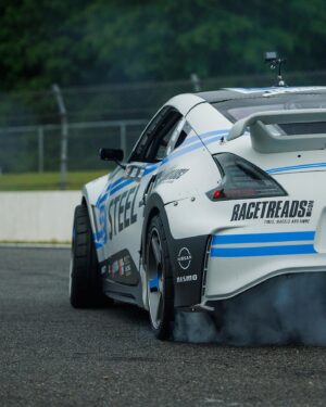 Chris Forsberg Instagram - @alexjagger227 of @forsberg.racing debuting his new PROSPEC STEEL-IT Livery @formulad using the soon to be released “Dove Gray” 🏁 at #FDATL this weekend!

#STEELIT #Coatings #FormulaD #ForsbergRacing #Drift #Drifting #Atlanta #RoadAtlanta #SendIt

Watch Live: FormulaD.com/Live