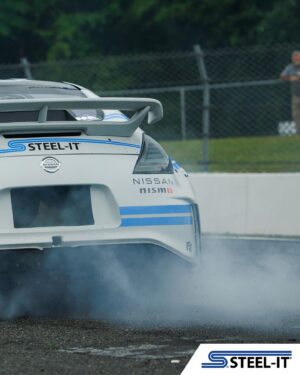 Chris Forsberg Instagram - @alexjagger227 of @forsberg.racing debuting his new PROSPEC STEEL-IT Livery @formulad using the soon to be released “Dove Gray” 🏁 at #FDATL this weekend!

#STEELIT #Coatings #FormulaD #ForsbergRacing #Drift #Drifting #Atlanta #RoadAtlanta #SendIt

Watch Live: FormulaD.com/Live