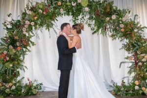 Chris Harrison Instagram - Snaps from Austin ❤️ We can’t thank the #Bachelor crew enough for their love, support and dance moves.

Thank you especially to @wellsadams and @higgins.ben for a toast for the ages … we laughed, we cried, we love you 

It was all perfect. 

#thebachelor #nomore 

@tristasutter @jordancbrown_ @kellytravisty @theyearofelan @mollycaitlynquinn @ariejr @jescanyon