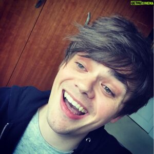 Chris Kendall Instagram - Hey guys, wanna go golf??