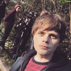 Chris Kendall Instagram - Making movie cinemas with @bertieegilbert and @icoepr with camera machines. @funnycatimages may be helping too.