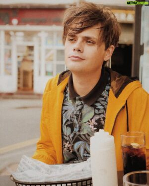 Chris Kendall Instagram - 🍟The Crabstickz Experience🍔 (indigestion)