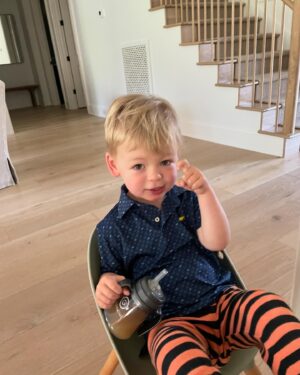 Chris Lane Instagram - Masters Sunday…Dutton was adamant he put on his Halloween pajama pants with his Augusta National button up...Needless to say I convinced him to throw some shorts on and we are ready for a big afternoon! @themasters