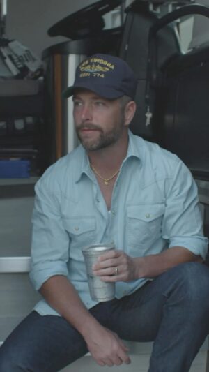 Chris Lane Instagram - I don’t have a lot of break up songs, but here’s one for y’all…