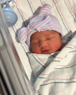 Chris Lee Instagram - It’s a girl ❤️

Beautiful Love Lee
5lbs. 14 oz. 
18.5 in. 
10/6/22 
2:08 pm

@gib_gabbz you are incredible. I love you and thank you, yet again, for changing my life.