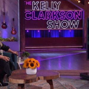 Chris Noth Instagram - I’m a BIG fan of Kelly Clarkson. I appreciate her commitment to Earth Day and letting  me bring attention to GreenPeace and the Rainforest Action  Network. She is a force of nature in her own right!!

Be sure to tune in to @kellyclarksonshow today! 

#kellyclarksonshow