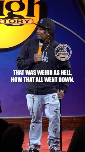 Chris Powell Instagram - You know black peooopllleeeee 😂

🎙️ @comediancp x @comedianrong 

Live shows every Sunday at the Laugh Factory in Hollywood. Link in bio for tickets!

🎥 @badsplice
🎥 @saintmicah_
👩🏾‍💻 @keera.s
#chocolatesundaescomedy #standupcomedy #crowdwork #comedy #funny #birthday #gemini #cancer