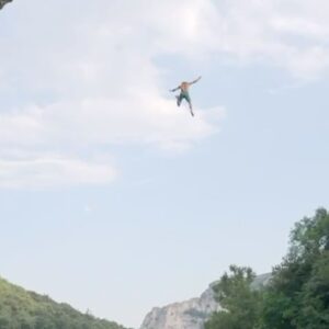 Chris Sharma Instagram - Fun times on Pont d’Arc in Ardeche France some years back .
Maybe it but too tall but one of the most amazing features I’ve ever climbed. 

📹 @giancolafoto 

@prana 

@tenayaclimbing 

@sharmaclimbing