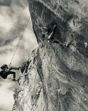 Chris Sharma Instagram - So many things to say right now that I don’t even know where to start. 
 Climbing Sleeping Lion this week was an incredible culmination to a deep physical and mental experience and one of the best and hardest  climbs of my life!
 After almost 30 years, it’s incredible to still feel so much passion for climbing.  The places it takes us are incredible (on the outside and on the inside).
So much gratitude to my family , friends , and an amazing team for the support along the way but especially to my wife @alarconjimena ❤️❤️❤️for all her patience and support and to my kids Alana and Julian.
And thanks to you all!🙏🙏🙏

I wanted to dedicate this climb to all the middle aged people. I know how much of a challenge it is to try and balance it all (and believe me I’m such a beginner in so many ways). I hope this can inspire you to awaken your own sleeping lion and claw your way to your dreams! 

Stay tuned for some send footage coming soon! 
Shout outs and thanks to
@prana 
@tenayaclimbing 
@petzl_official 
@trublueclimbing 
@sharmaclimbing 
📸 @giancolafoto 
@joseramontorrezea 
@arbonestoni 
@bruceandalisa 
@mikebbeck 
@marc.lemenestrel 
@brettlowell 
@meaganmartin89 
@mikecall 
@isaac.estevez 
@christoph_hanke 
@prideofgypsies 
@yobasecamp 
@gilfurri 
@joshlowell 
@rxr_sports 

#pranaadventurer