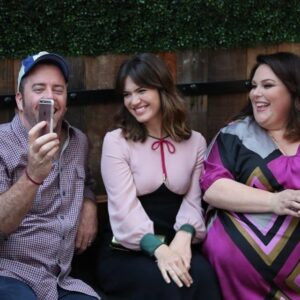 Chris Sullivan Instagram - The day was Tuesday, September 20, 2016, the premiere of #ThisIsUs.💛 

Starting tomorrow with the premiere episode of #ThatWasUs (a rewatch podcast), join us as we go back in time to the very beginning.🕰️

Available on listening platforms at 12:30am PT and YouTube at 6:30am PT…every Tuesday.🥰