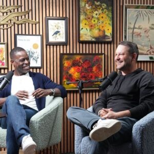 Chris Sullivan Instagram - Who better to debut the first interview episode of #ThatWasUs than the one and only Dan Fogelman?!? What went into writing #ThisIsUs? How was he able to surprise us with bombshell reveals that left us hanging week after week?? Find out in the second ep, available wherever you get your podcasts!💛

📸 @sara_wehrheim