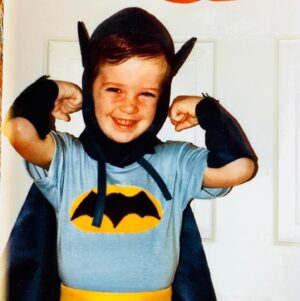 Chris Sullivan Instagram - When I was little, I wanted to be a superhero. But no, tell this cute face he’ll actually play a villain named Taserface on @guardiansofthegalaxy one day…😆 No matter what role you’re dealt, I’ve learned you have to be YOUR own superhero. I’m talking about mental health. It’s a journey that requires contemplation and action. Getting to know myself has actually been a long process. I’ve learned I need to become intimately familiar with my emotional process and for a lot of my life I was not. 

The inflection point for me was recognizing my unhappiness in the face of a large amount of blessings — everything was going great — and yet I couldn’t reach happiness. I looked around and realized the closest people in my life were also unhappy and so I had to begin the process of removing things from my life that were not helpful, or as I like to call it, the spiritual elimination diet! So whether that was alcohol or sugar, or something else, I needed to leave them behind.

There are tools we establish when we’re young that help us survive and make it through trauma and thus, become coping mechanisms. If they stick around long enough, they become defense mechanisms and then they get so interwoven into every corner of the fabric of your life that they become indistinguishable and it becomes a bit of a process to unravel those unnecessary patterns, habits and thought processes. Therapy was a game changer for me. Partnering with organizations like @twloha to remind everyone out there that YOU MATTER fuels the soul. Toby said it best: “When you smile, the world is a better place. See? The world just got a little better.” #ThisIsUs and #ThatWasUs @thatwasus